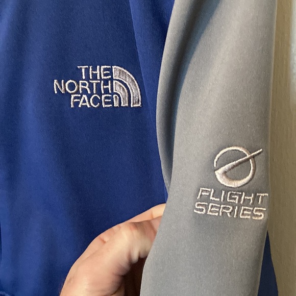 The North Face Men’s Color-Blocking Flight Series Jacket - Picture 6 of 9